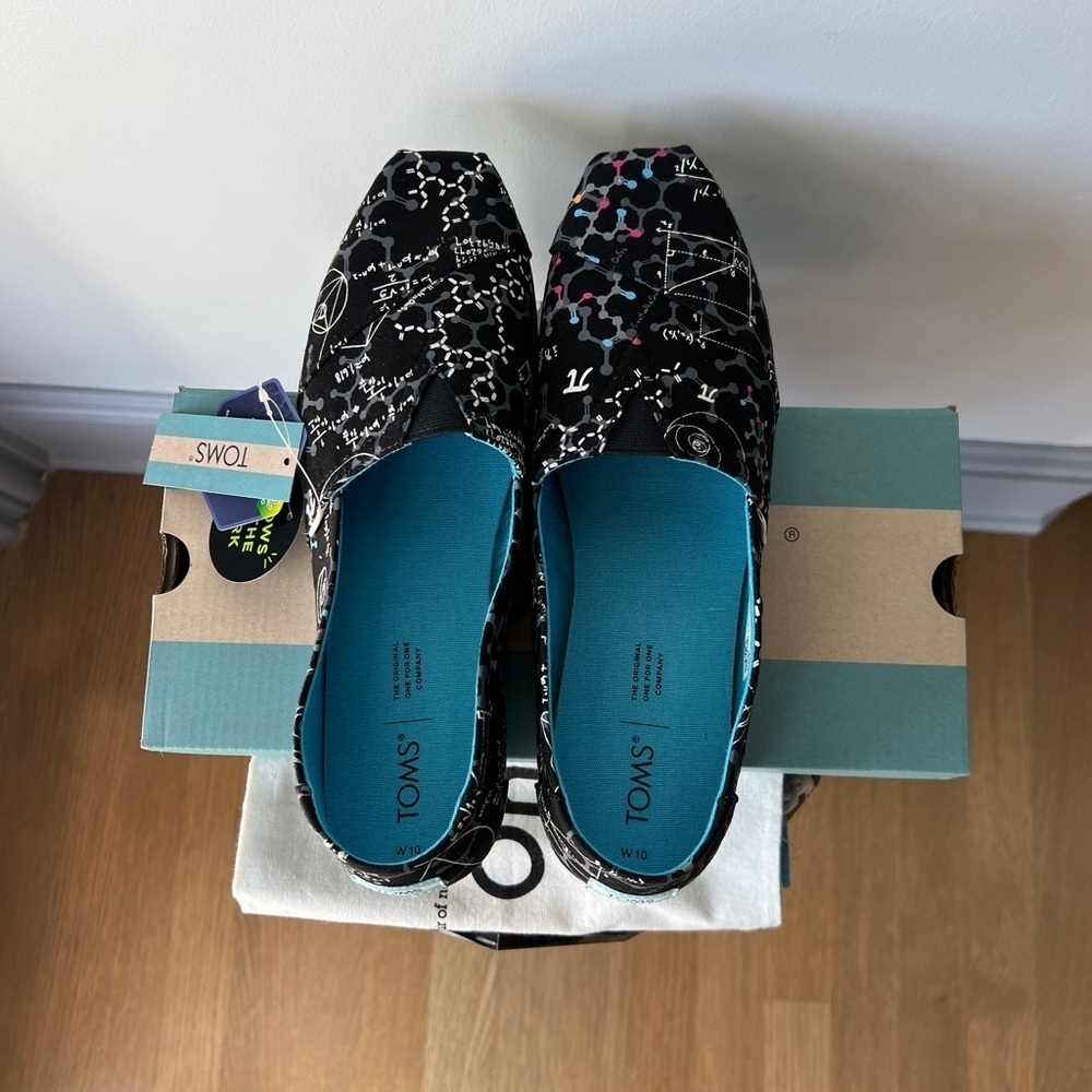TOMS Limited Edition Black Science Glow In The Dark Print CloudBound Classics - Picture 4 of 14